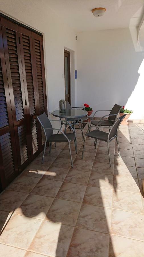 App Lov Apartment Umag Ngoại thất bức ảnh